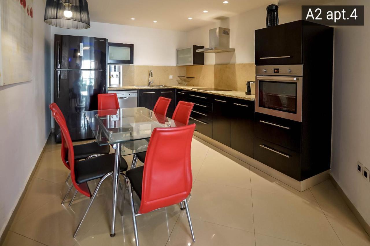 Palmore Apartment *
